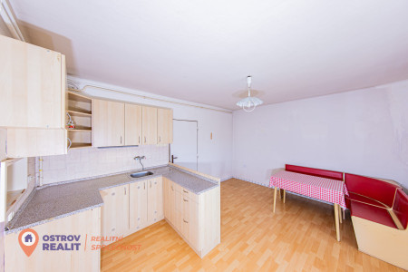 Prodej, rodinný dům, 568 m2, obec Krčmaň