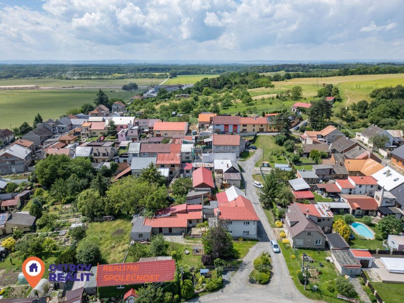 Prodej, rodinný dům, 568 m2, obec Krčmaň