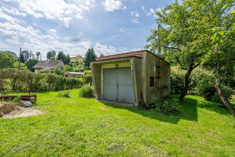 Prodej pozemků a garáže, 456 m2, Jedlí