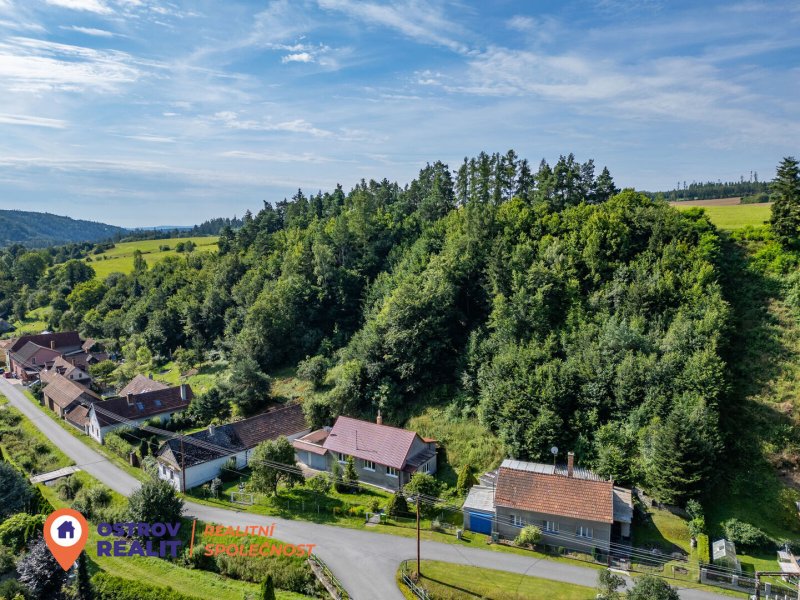 Prodej, rodinný dům s lesem, 1635 m2, Konice, Čunín