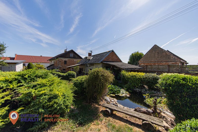 Prodej, rodinný dům se zahradou a jezírkem, 1508 m2, Dědinka, Troubelice