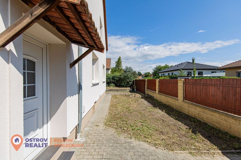 Prodej rodinného domu 5+1, 1004 m², Mělník