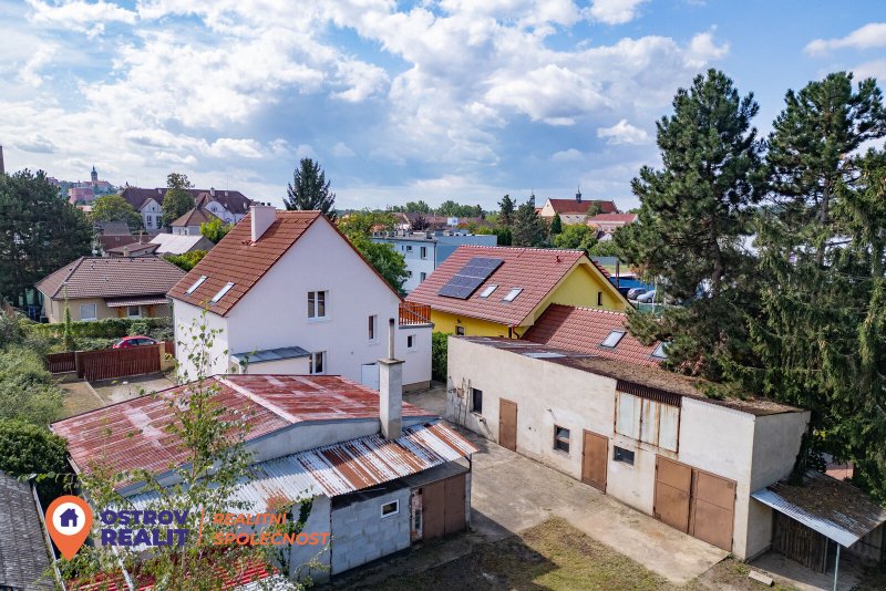 Prodej rodinného domu 5+1, 1004 m², Mělník