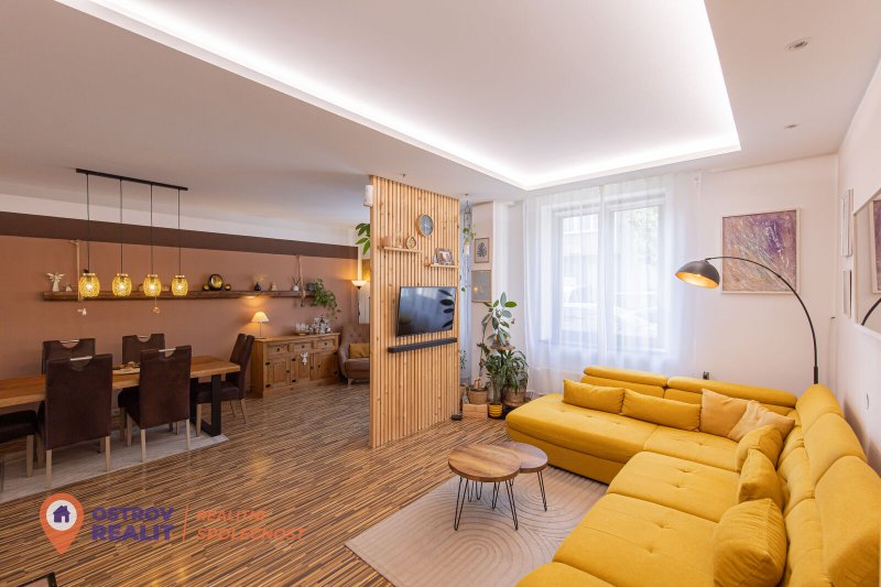 Prodej, rodinný dům 4+kk, 312 m², Prostějov