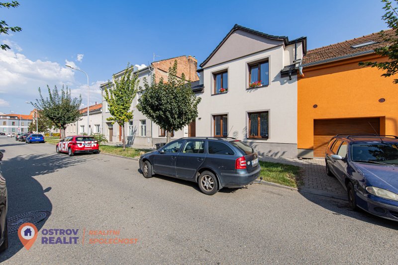 Prodej, rodinný dům 4+kk, 312 m², Prostějov