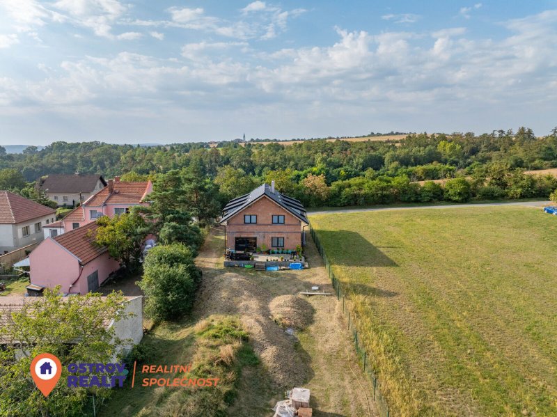 Prodej, Rodinný dům, 6+kk, 2 793 m², Lešany