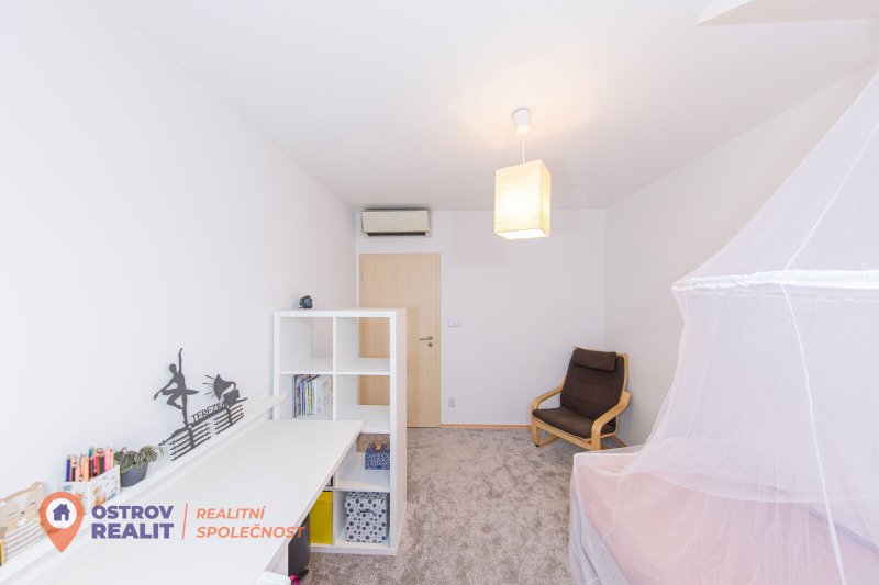 Prodej, rodinný dům 5+kk, garáží, stavební pozemek, 608 m², Vilapark Brodek u Prostějova