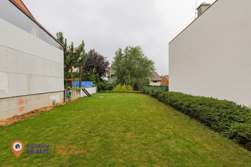 Prodej, rodinný dům 5+kk, garáží, stavební pozemek, 608 m², Vilapark Brodek u Prostějova