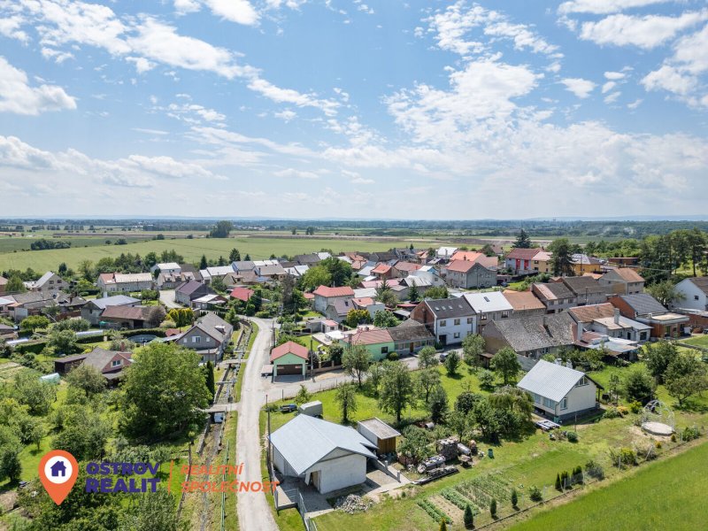 Prodej, rodinný dům, 568 m2, obec Krčmaň