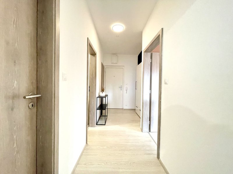 Pronájem, byt 2+kk, 74 m2, balkon, Olomouc