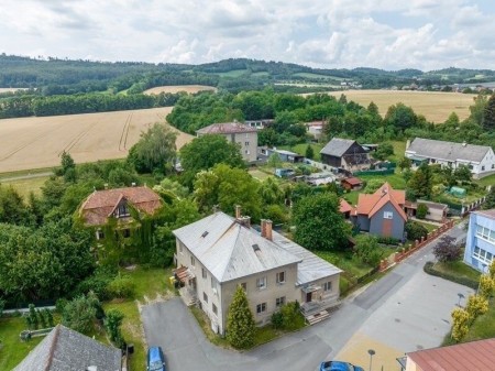 Prodej, bytový dům s komerčními prostory, 863 m², Libina